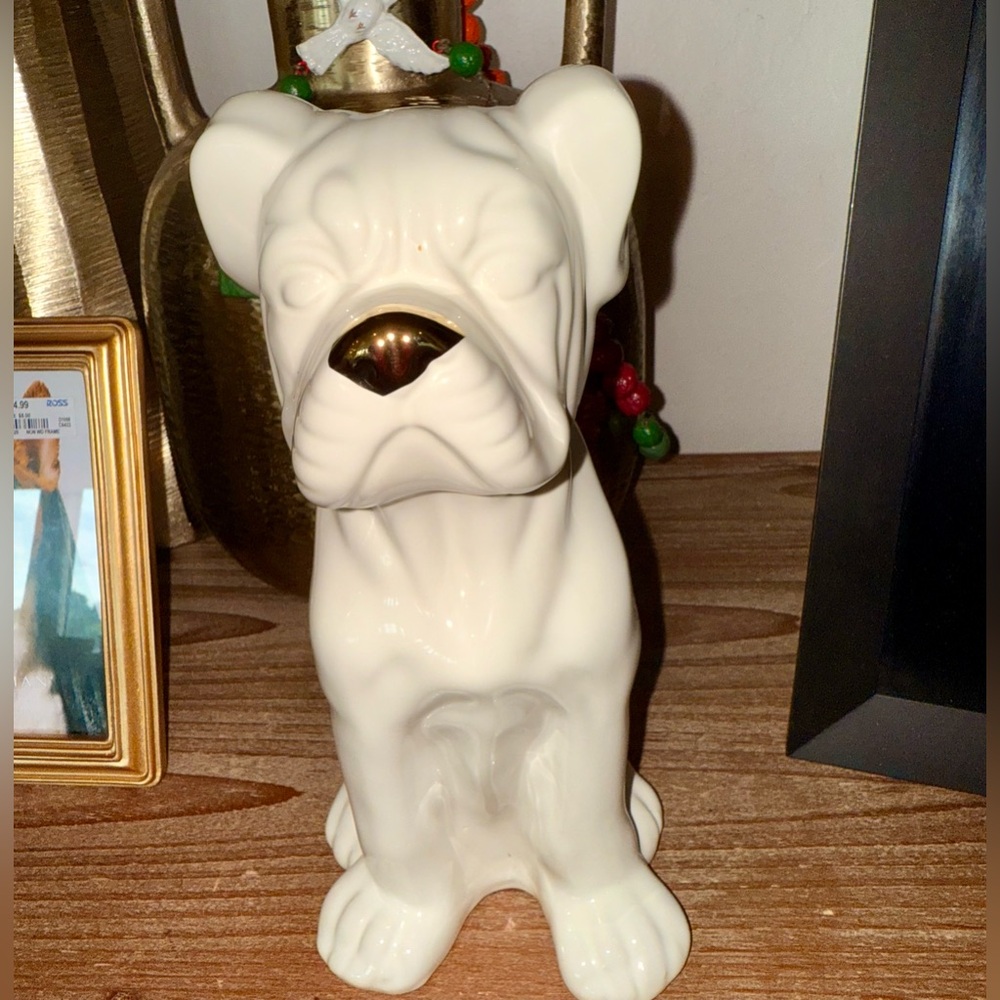 Ceramic Bulldog Figurine - Cream